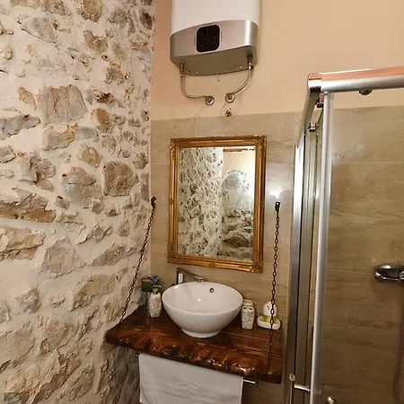 Stone With Pool * Galovac