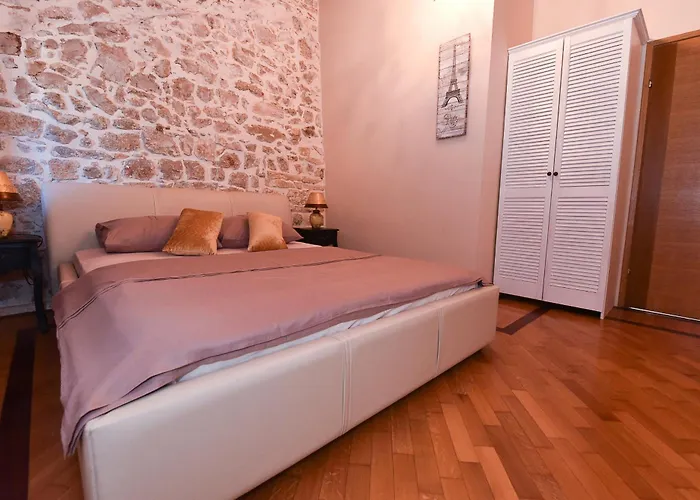 Stone With Pool * Galovac (Zadar)