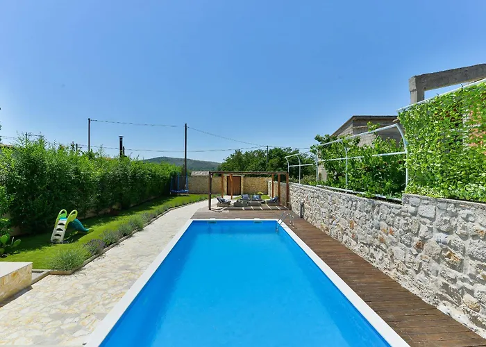 Stone With Pool * Galovac (Zadar)